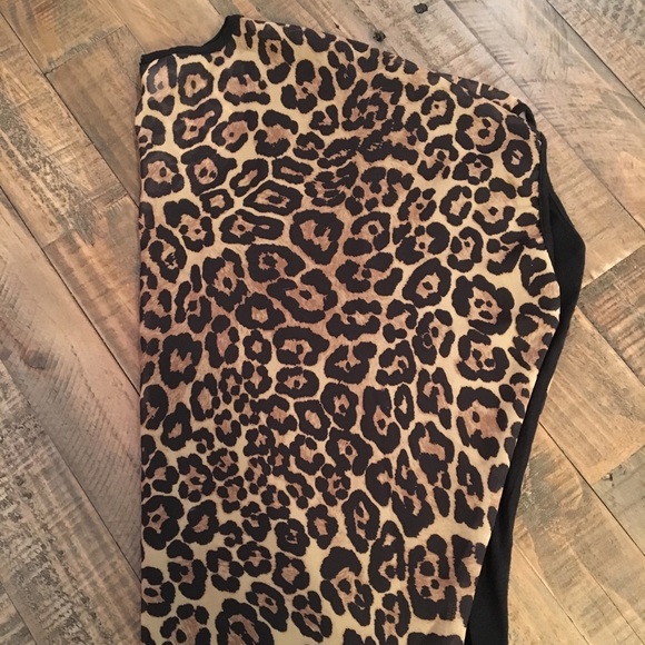 Kirra Leopard Box T - Picture 3 of 7
